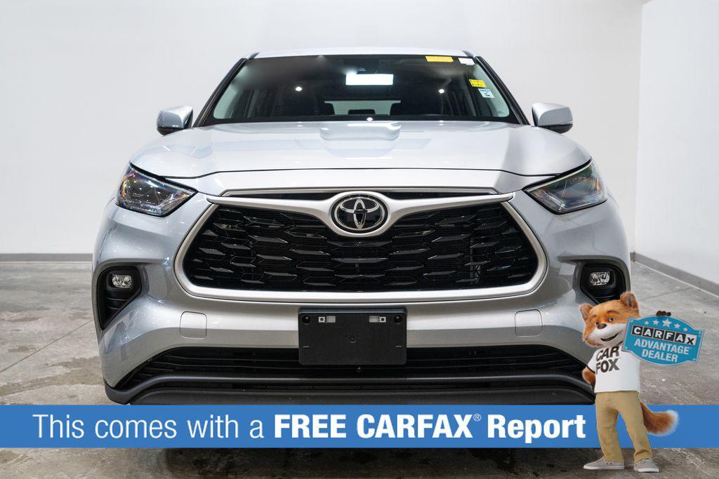 used 2024 Toyota Highlander car, priced at $33,949