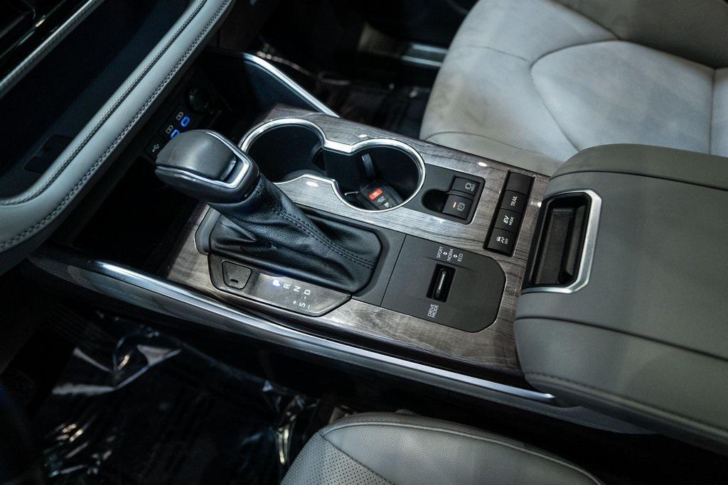 used 2022 Toyota Highlander Hybrid car, priced at $42,900