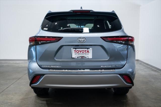 used 2024 Toyota Highlander car, priced at $47,669
