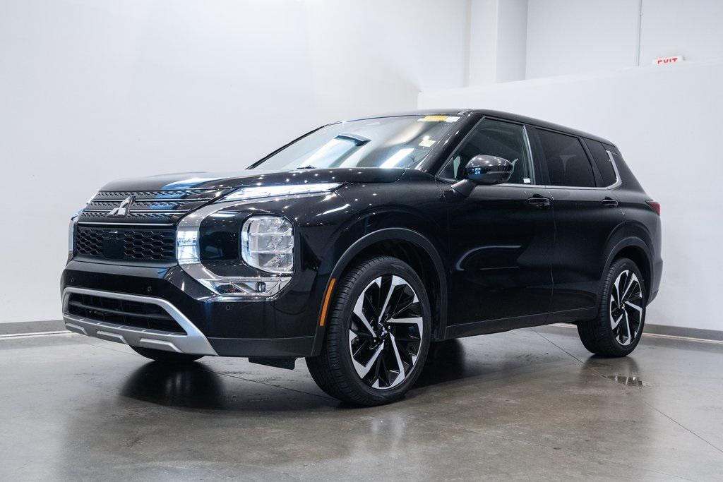 used 2024 Mitsubishi Outlander car, priced at $21,499