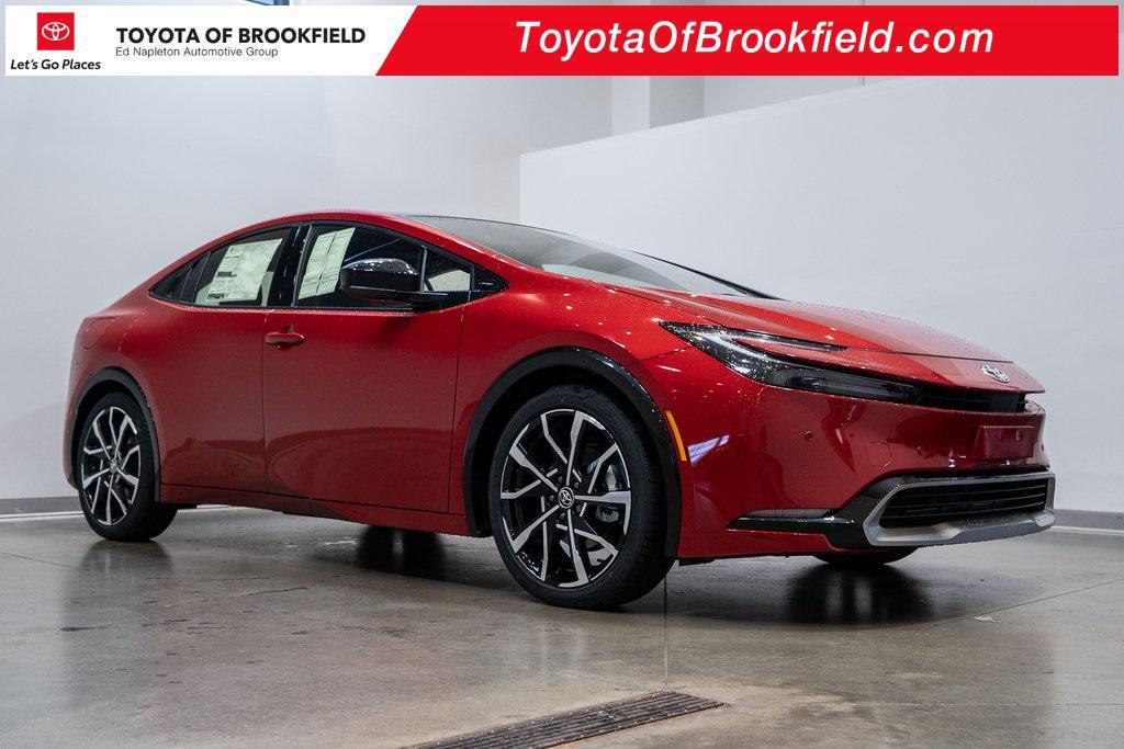 new 2026 Toyota Prius Plug-In Hybrid car, priced at $40,258