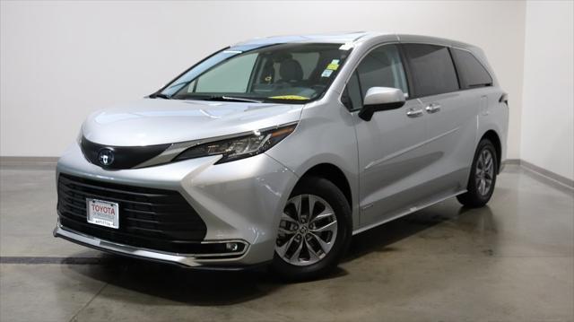 used 2021 Toyota Sienna car, priced at $37,900