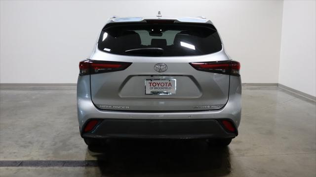 used 2024 Toyota Highlander car, priced at $45,175