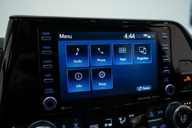 used 2022 Toyota Highlander car, priced at $38,065