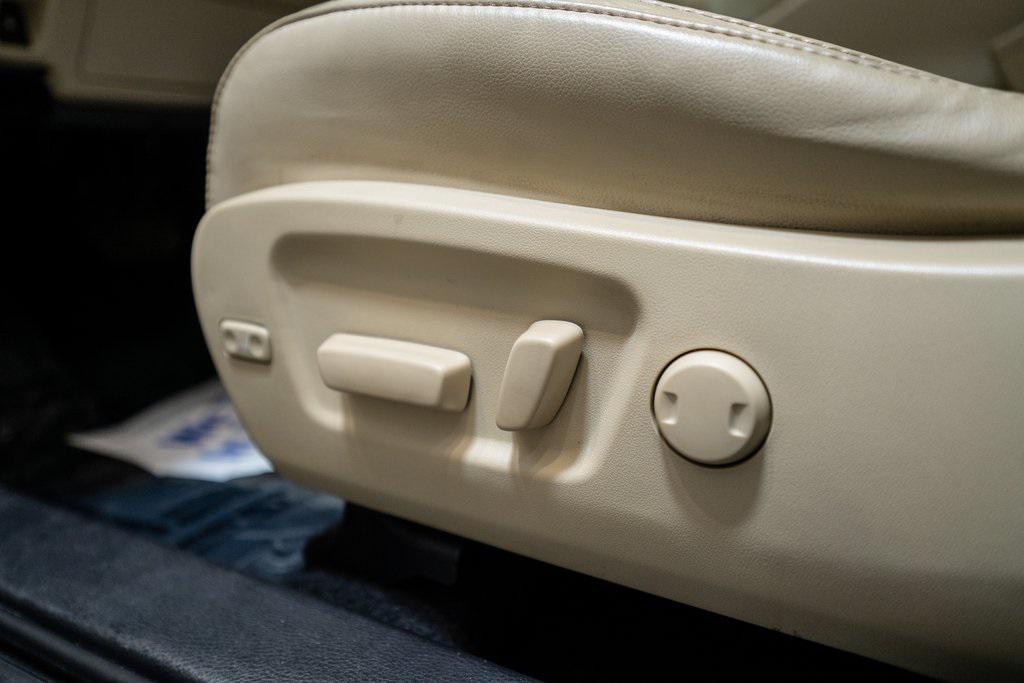 used 2017 Toyota Highlander car, priced at $19,848