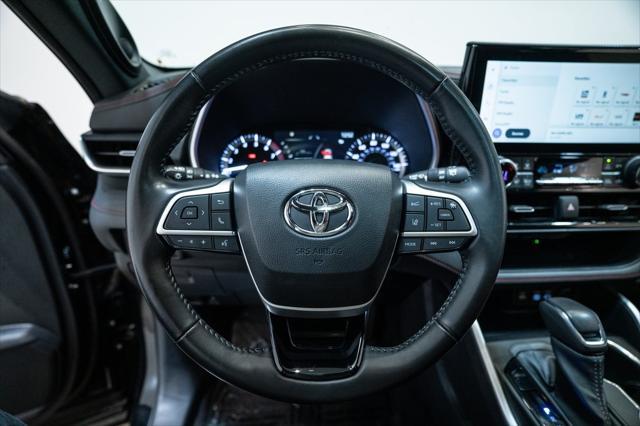 used 2023 Toyota Highlander car, priced at $41,784
