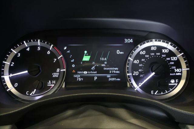 used 2023 Toyota Highlander car, priced at $39,900