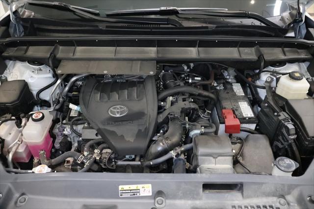 used 2023 Toyota Highlander car, priced at $39,900