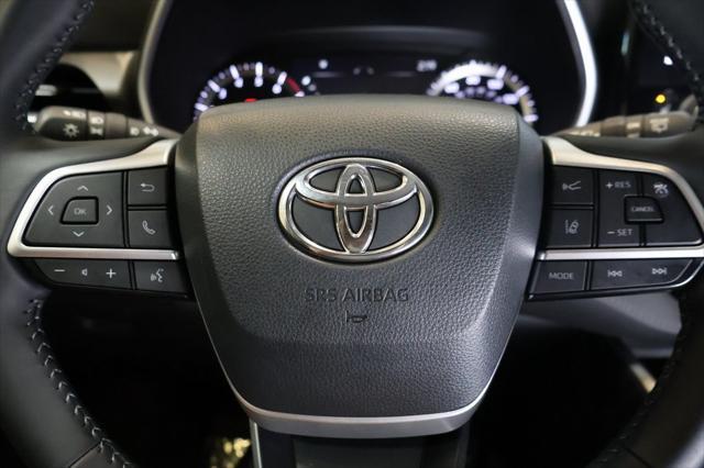 used 2023 Toyota Highlander car, priced at $39,987