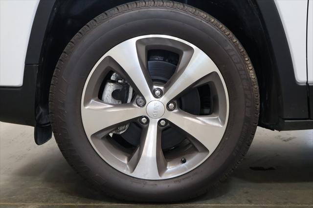 used 2022 Jeep Cherokee car, priced at $23,348