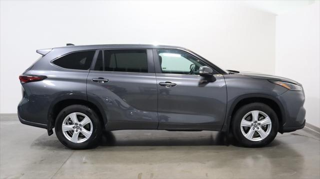 used 2024 Toyota Highlander car, priced at $38,974