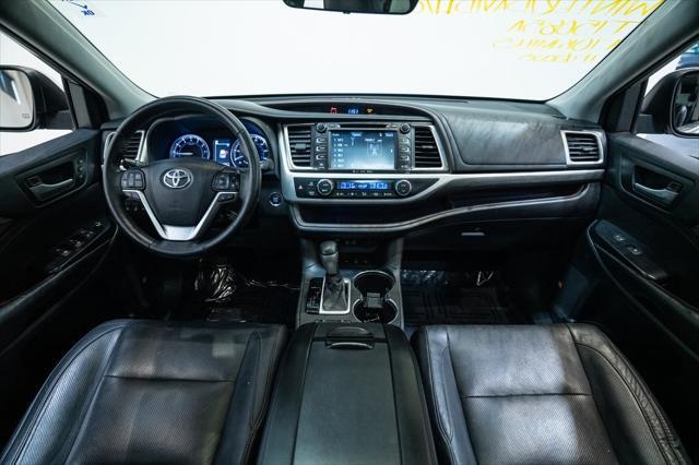used 2018 Toyota Highlander car, priced at $20,082