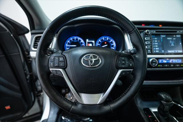 used 2018 Toyota Highlander car, priced at $20,082