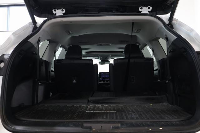used 2022 Toyota Highlander car, priced at $37,500