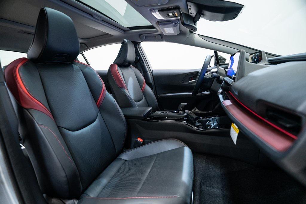 new 2026 Toyota Prius Plug-In Hybrid car, priced at $39,664