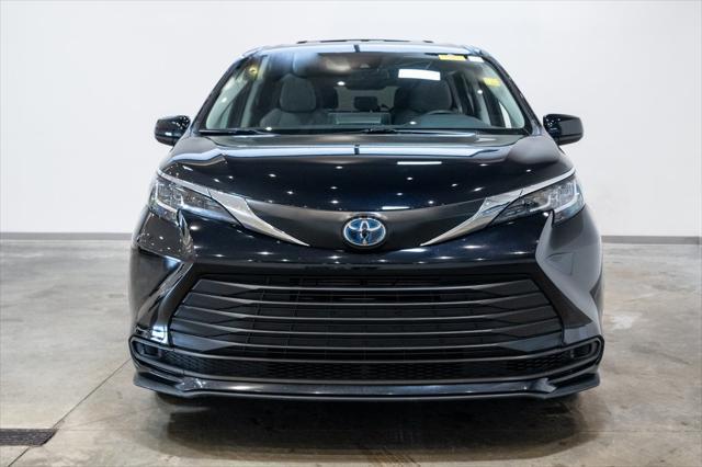 used 2022 Toyota Sienna car, priced at $36,150