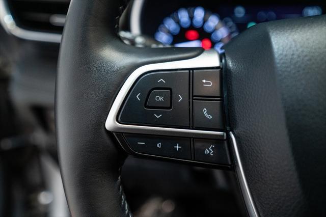used 2022 Toyota Highlander car, priced at $44,602