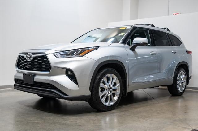 used 2022 Toyota Highlander car, priced at $44,602
