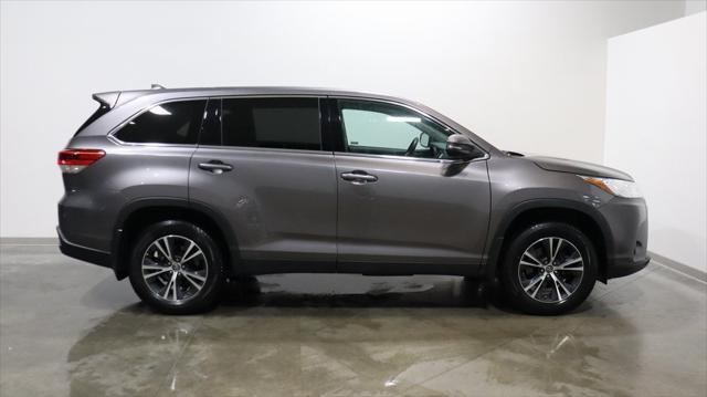 used 2019 Toyota Highlander car, priced at $30,536