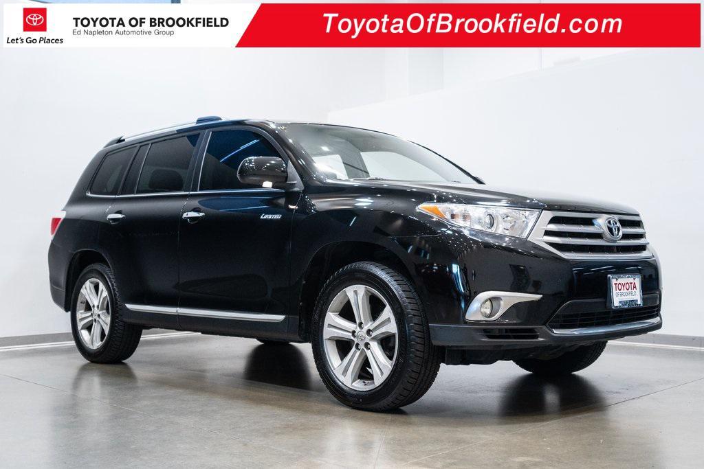 used 2012 Toyota Highlander car, priced at $14,000