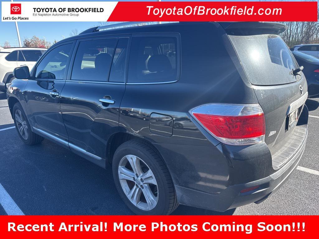 used 2012 Toyota Highlander car, priced at $14,000