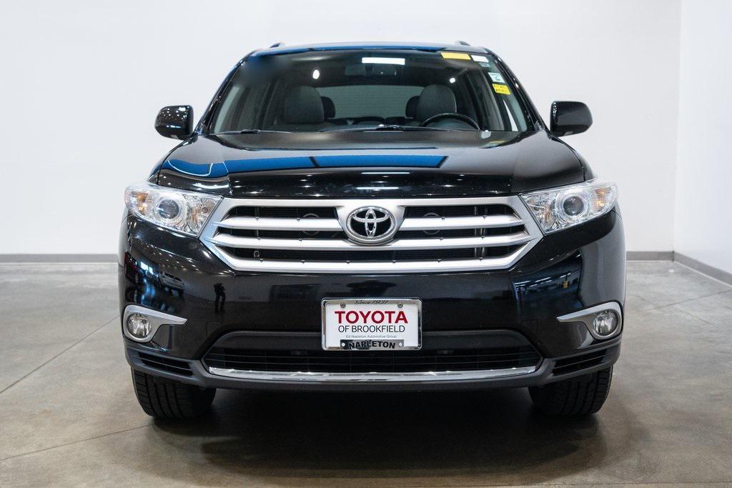 used 2012 Toyota Highlander car, priced at $14,000
