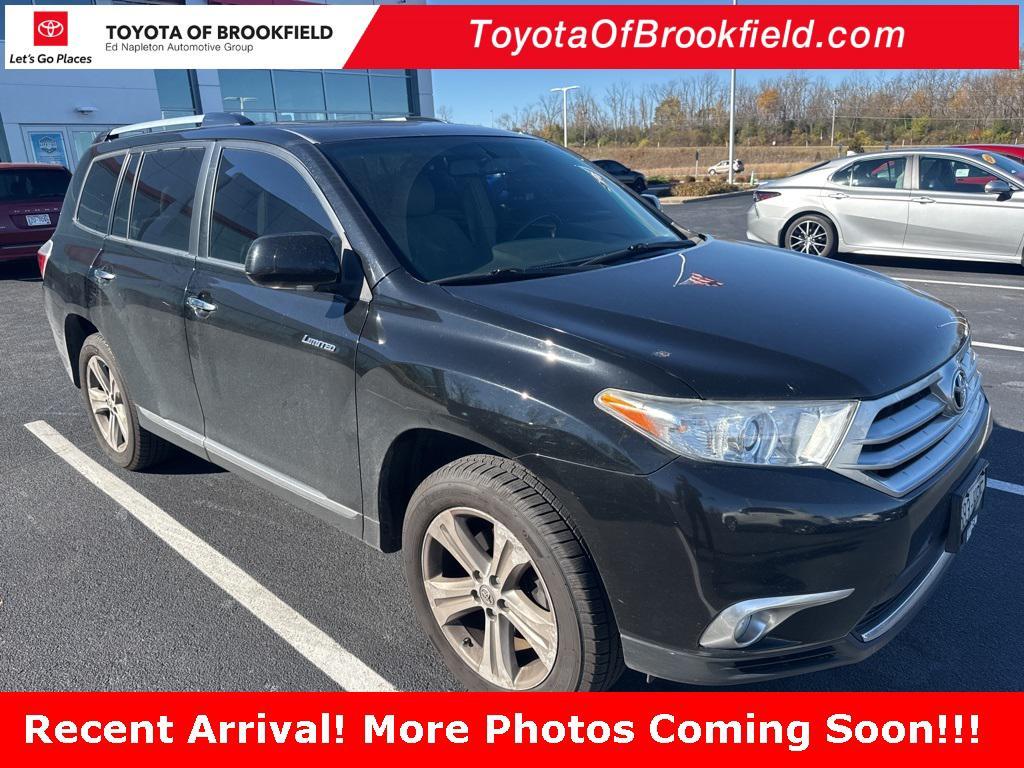 used 2012 Toyota Highlander car, priced at $14,000