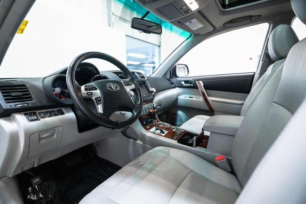 used 2012 Toyota Highlander car, priced at $14,000