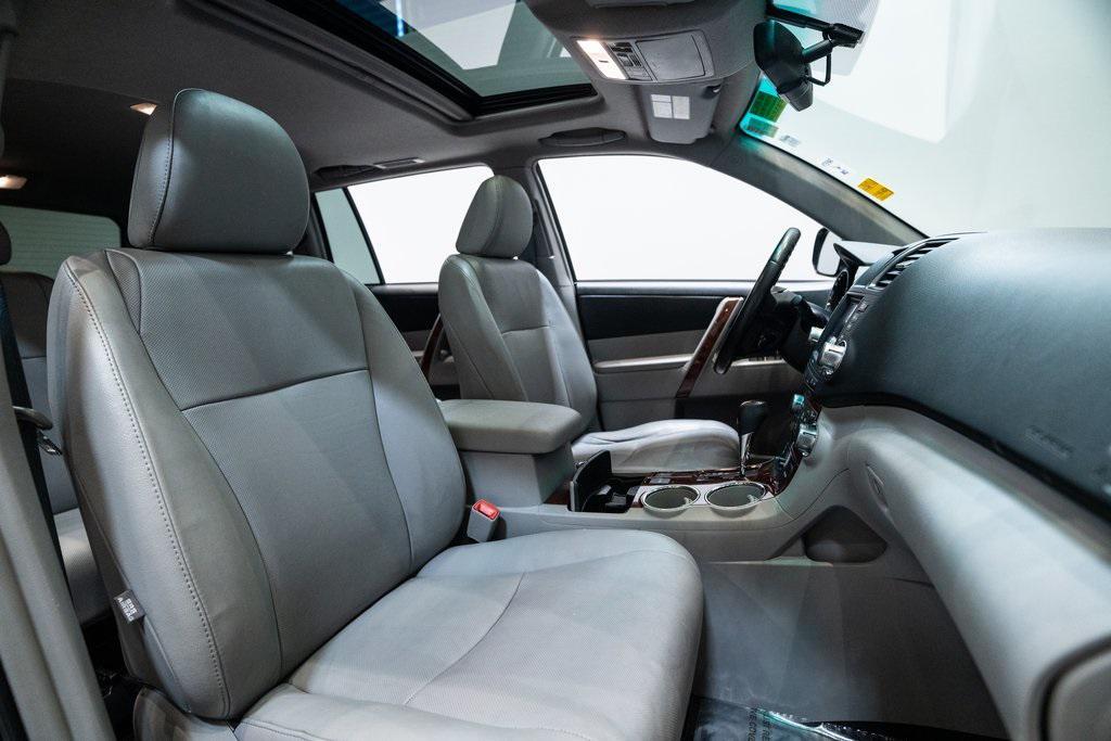 used 2012 Toyota Highlander car, priced at $14,000