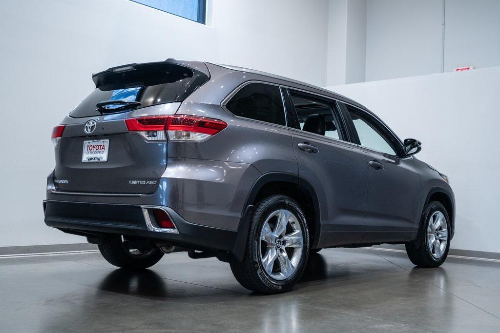 used 2019 Toyota Highlander car, priced at $28,291