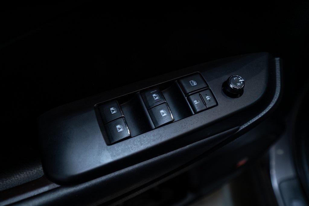 used 2019 Toyota Highlander car, priced at $28,291