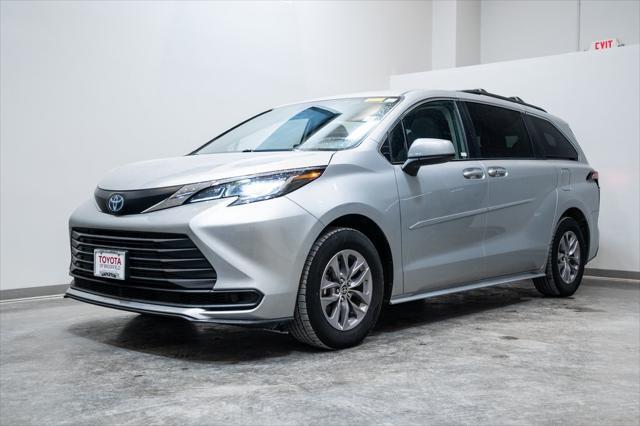 used 2022 Toyota Sienna car, priced at $30,400