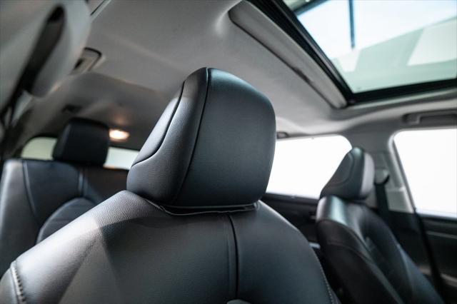 used 2022 Toyota Highlander car, priced at $38,900