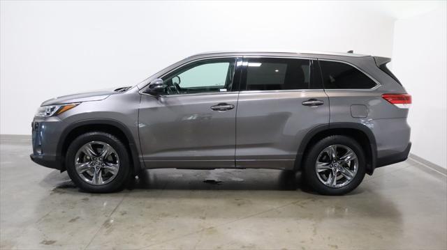 used 2018 Toyota Highlander car, priced at $26,576