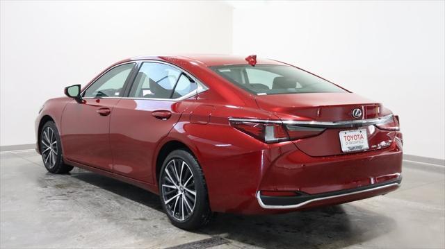 used 2024 Lexus ES 250 car, priced at $39,270