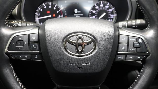 used 2021 Toyota Highlander car, priced at $31,232