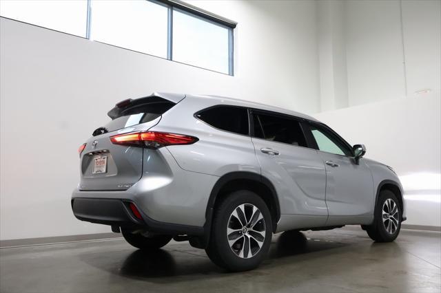used 2023 Toyota Highlander car, priced at $39,041