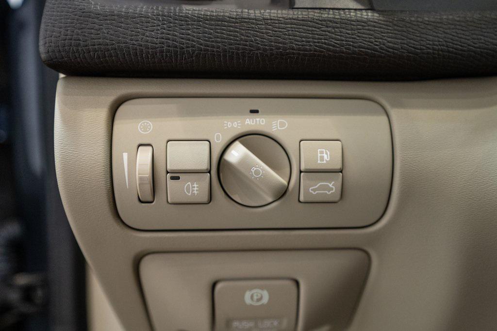 used 2013 Volvo XC60 car, priced at $8,511