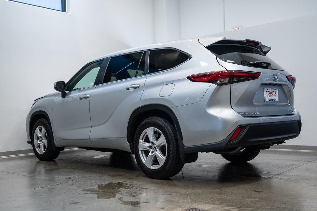 used 2023 Toyota Highlander car, priced at $32,651