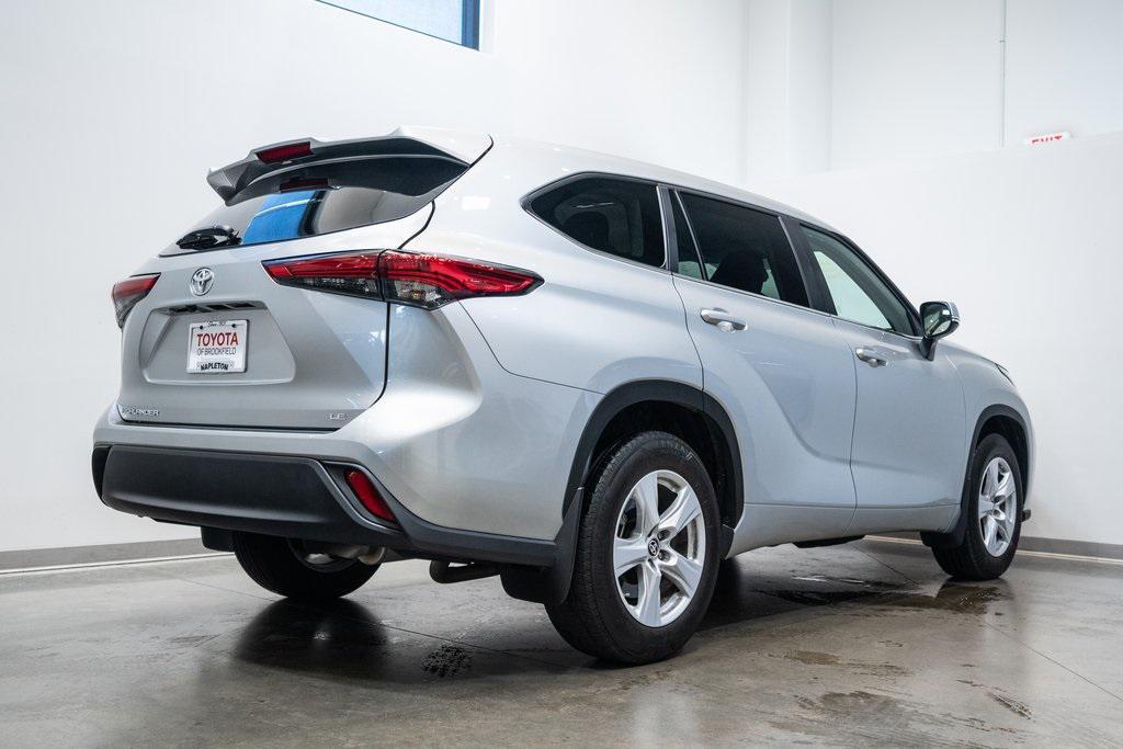 used 2023 Toyota Highlander car, priced at $32,651