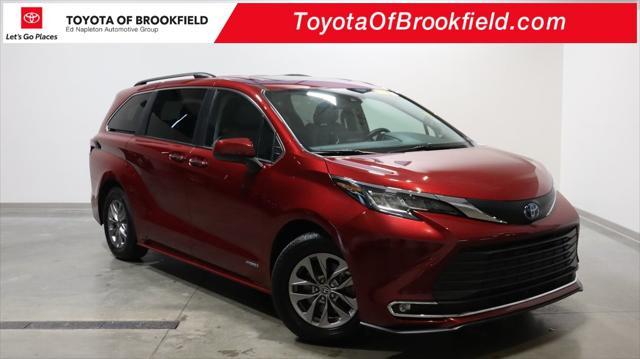 used 2021 Toyota Sienna car, priced at $38,567