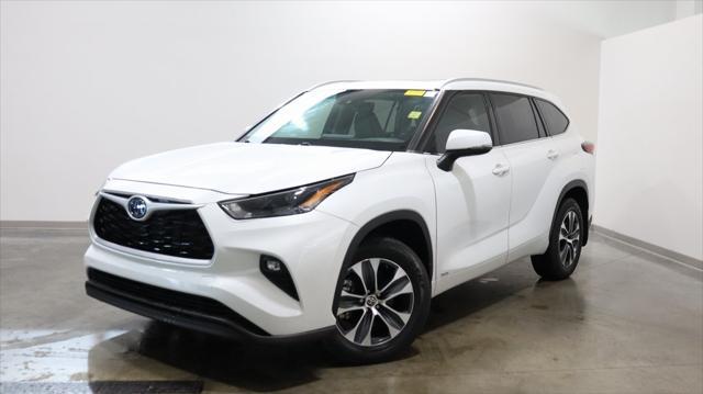 used 2022 Toyota Highlander Hybrid car, priced at $37,679