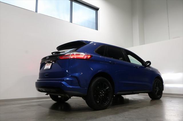 used 2024 Ford Edge car, priced at $32,500