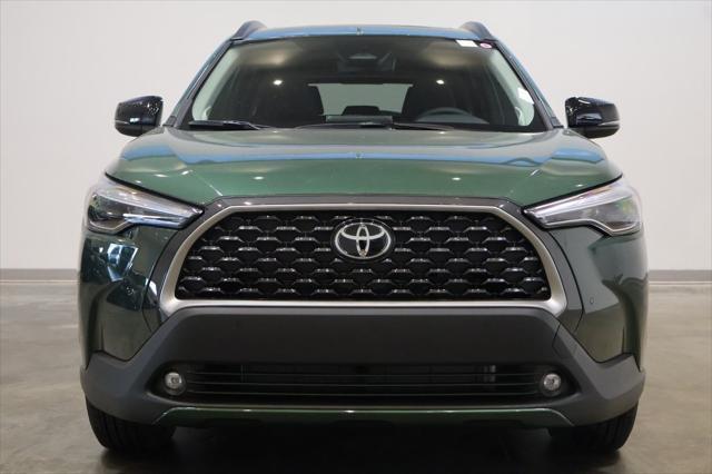 new 2025 Toyota Corolla Cross car, priced at $33,732