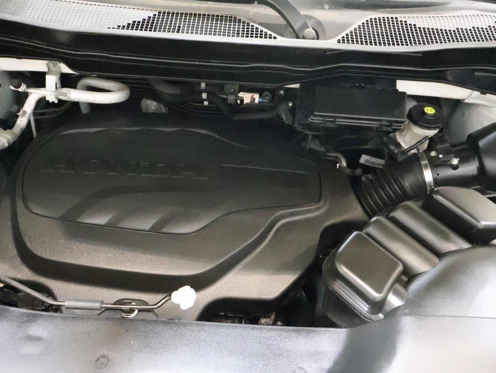 used 2022 Honda Pilot car, priced at $32,998