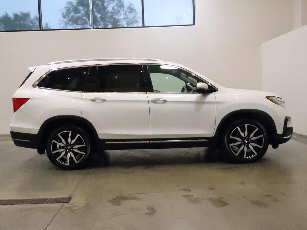 used 2022 Honda Pilot car, priced at $32,998