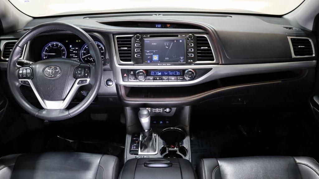 used 2019 Toyota Highlander car, priced at $25,591