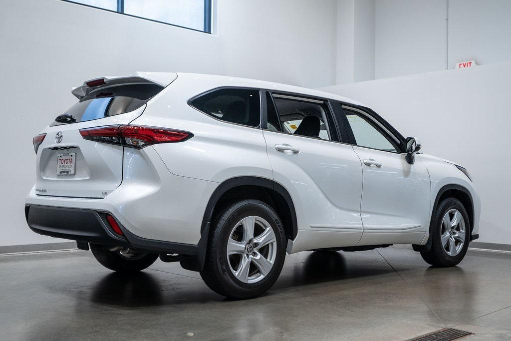 used 2023 Toyota Highlander car, priced at $29,490