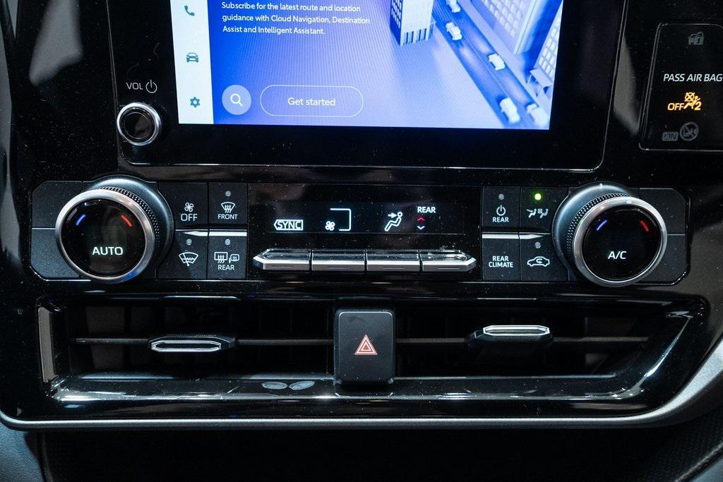 used 2023 Toyota Highlander car, priced at $29,490