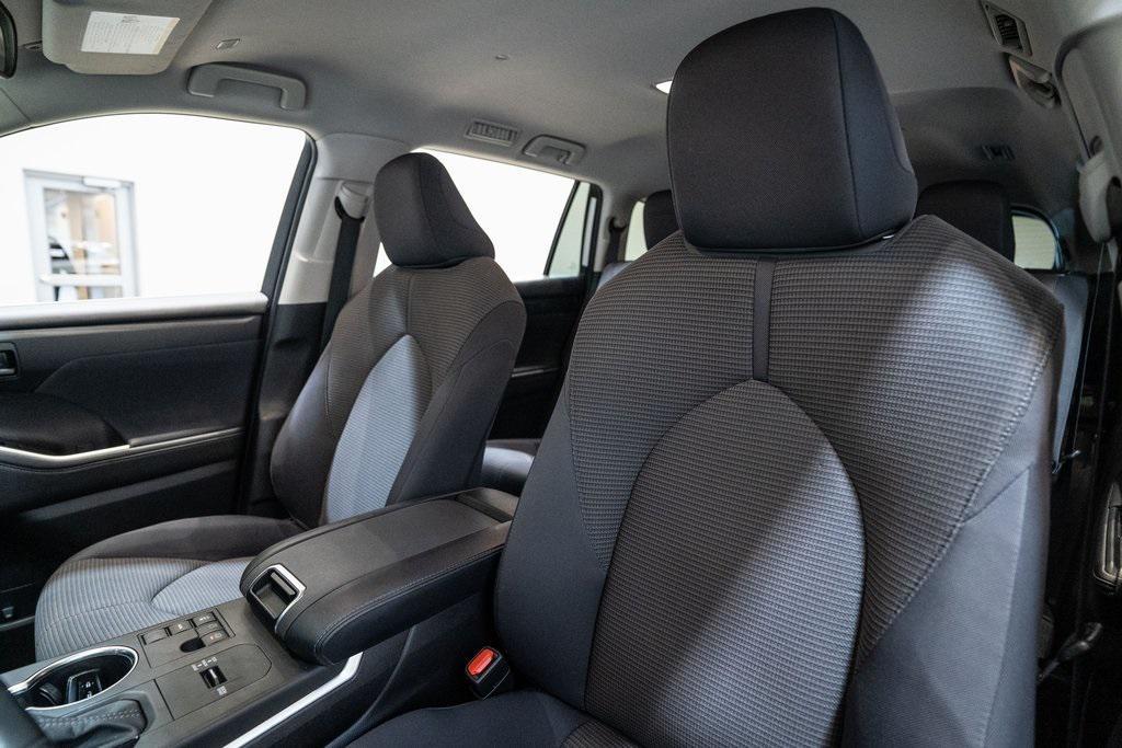 used 2023 Toyota Highlander car, priced at $29,490